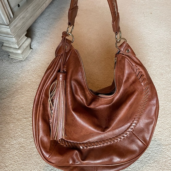 Leather oversized saddle bag - Picture 4 of 4